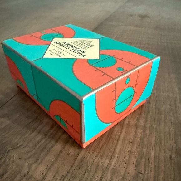 Skyline Collection by Yellow Cab Games American Sports Trivia Set 140 Cards NWT - Picture 7 of 7